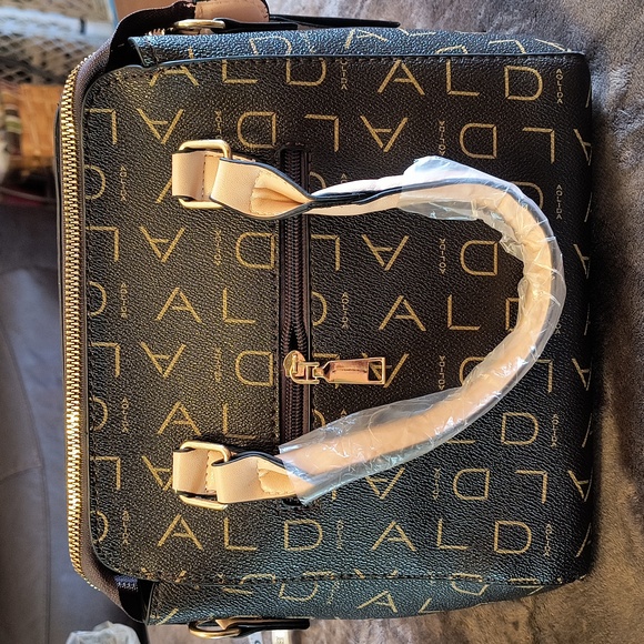 NWT, AOLITA Signature Bag. - Picture 4 of 10